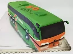 czekoladowy tort autobus